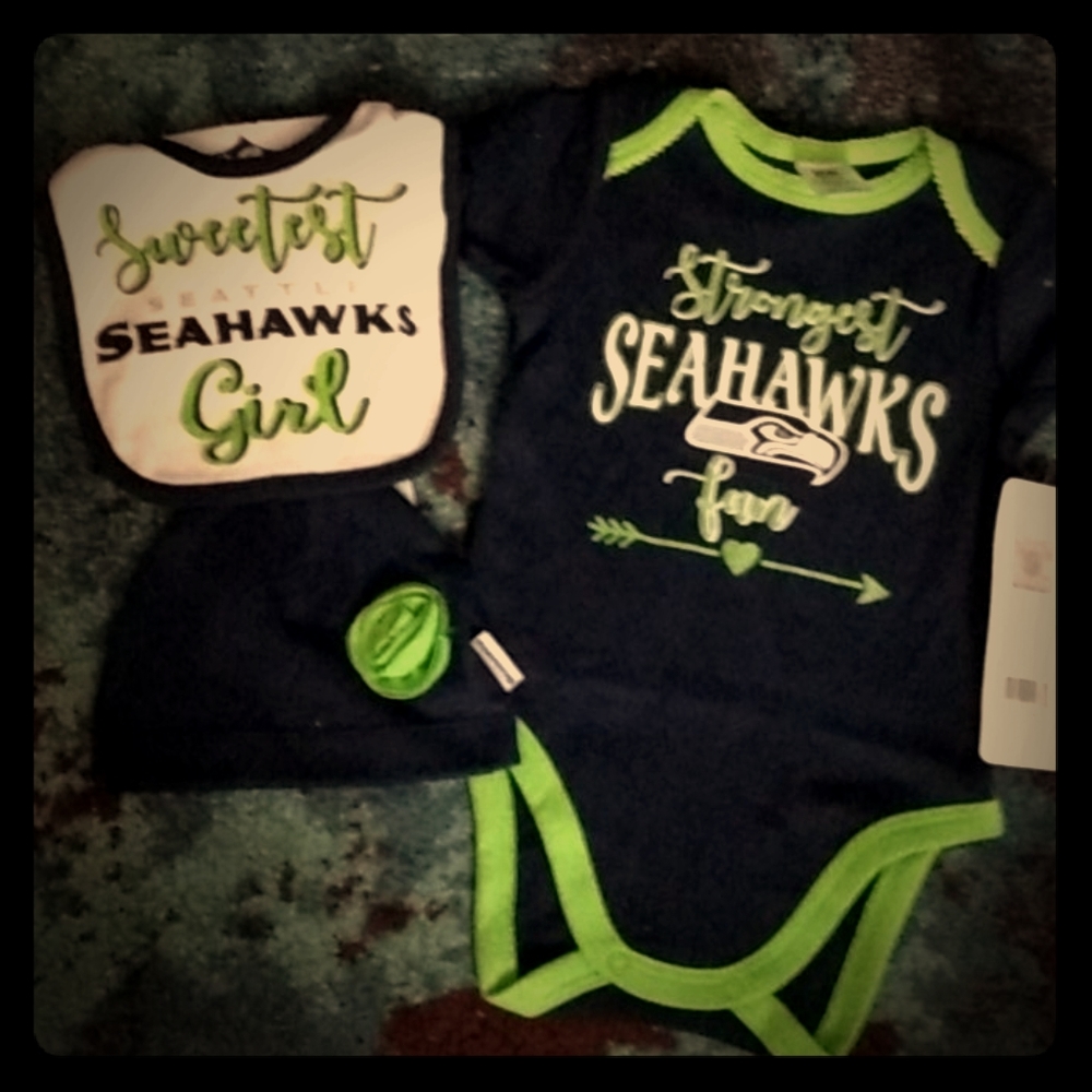 Baby NFL Seahawk 3 piece set NWT 3-6 m